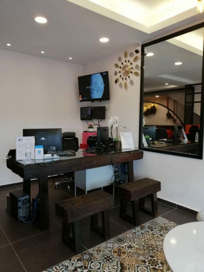 M Design Hotel @ Taman Pertama Kuala Lumpur Bagian luar foto